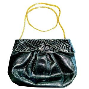 FINESSE‎ LAMODEL Black Snake Trim  New York Gold Chain Strap